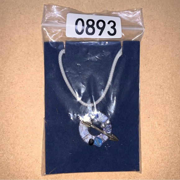 🔥5/$20🔥 Arrow Necklace and Macrame Bracelet New and Handmade - Picture 5 of 5
